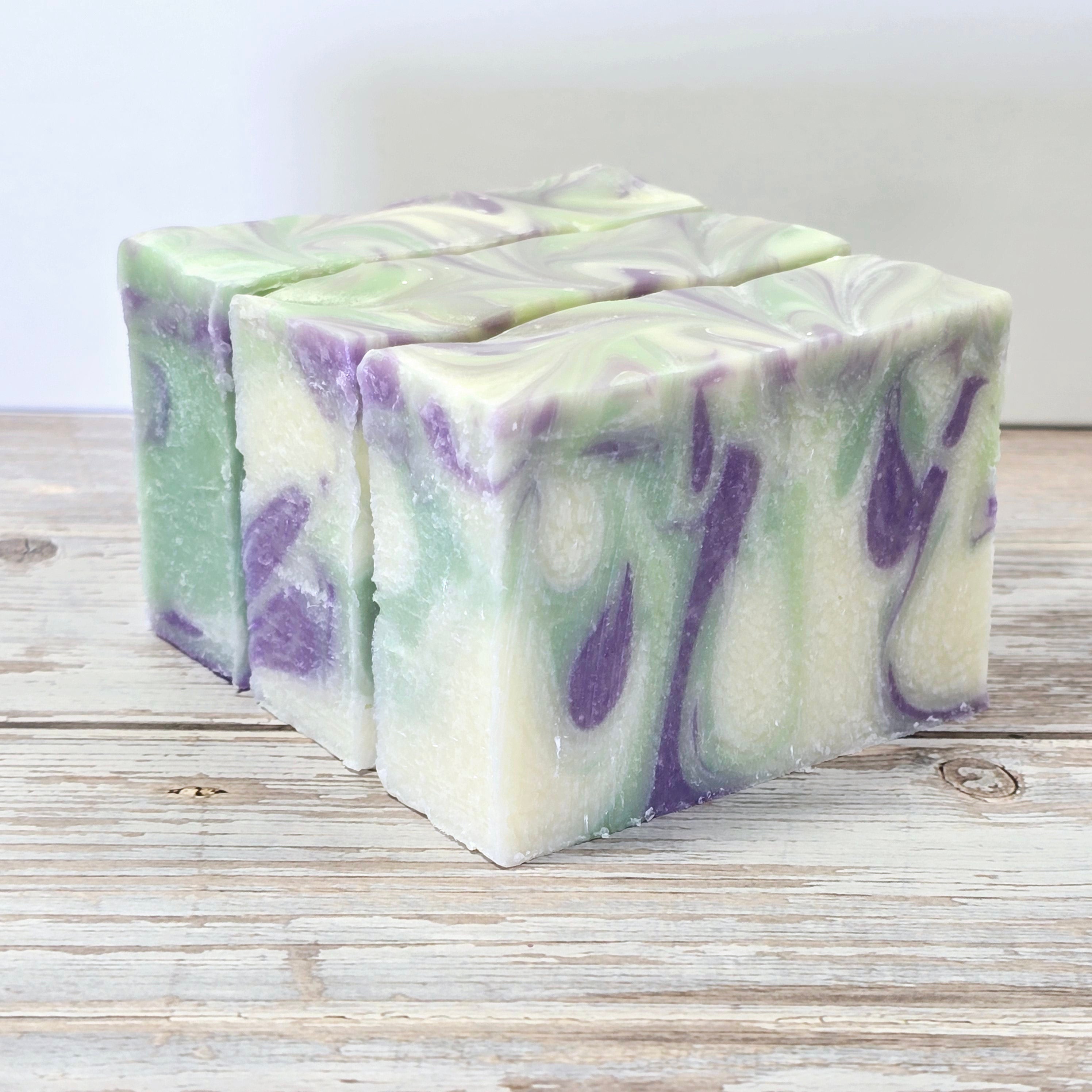Handmade White Sage & Lavender soap for calm, relaxing bath