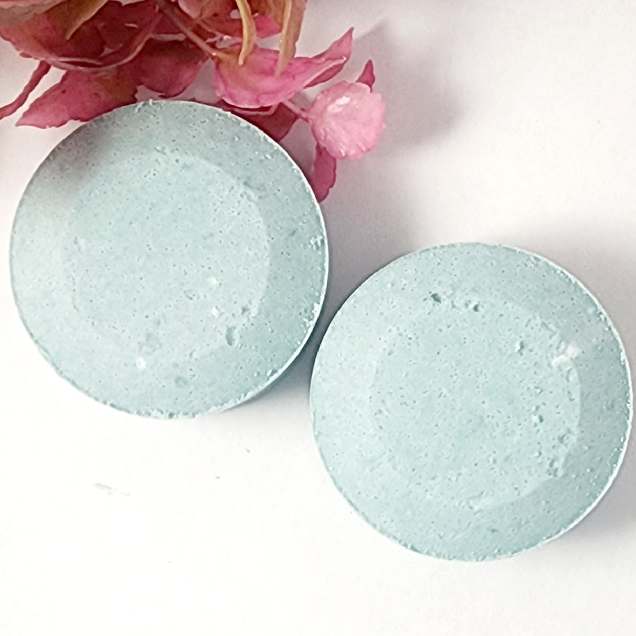 Spearmint & Eucalyptus Shower Steamer - Diana's Candles and Soaps 