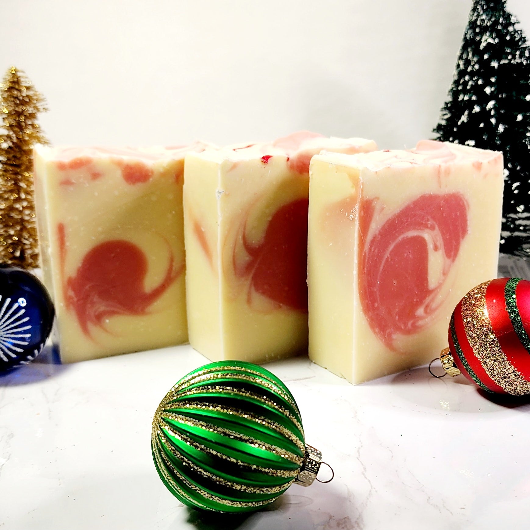 Peppermint Bark - Diana's Candles and Soaps 
