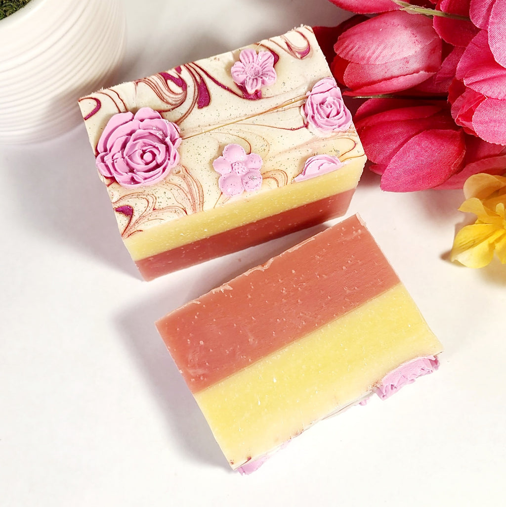Honeysuckle Jasmine Soap Bar - Diana's Candles and Soaps 
